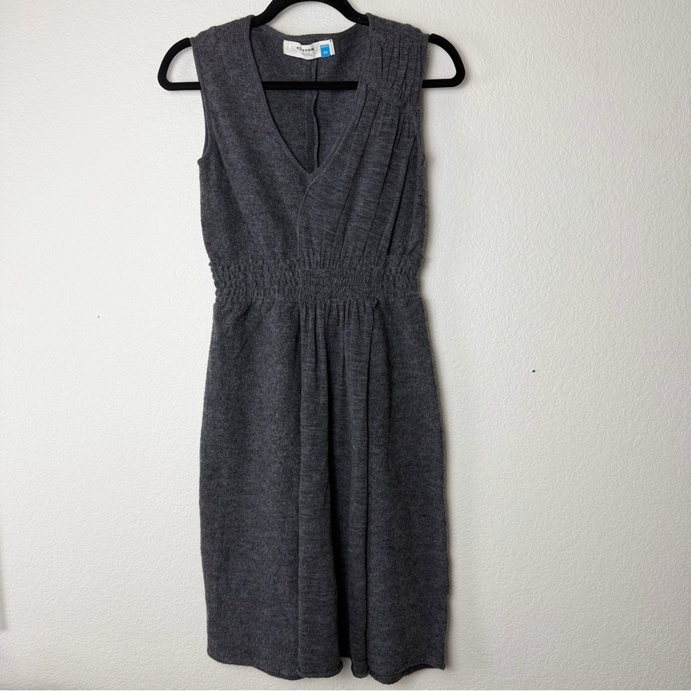 Anthropologie Sparrow 100% Merino Wool Gray Dress V-neck XS Sleeveless Knit Midi
